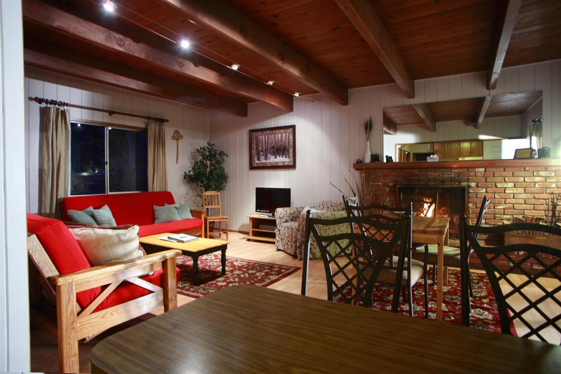 Sleepy Hollow Cabins & Hotel Crestline Exterior photo